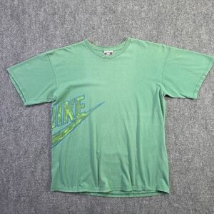 Vintage Nike Graphic T-Shirt Made in USA Size L